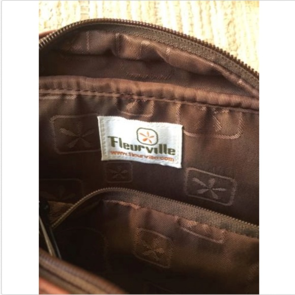 FLEURVILLE Leaf Pattern Small Shoulder Diaper tote - Picture 7 of 7